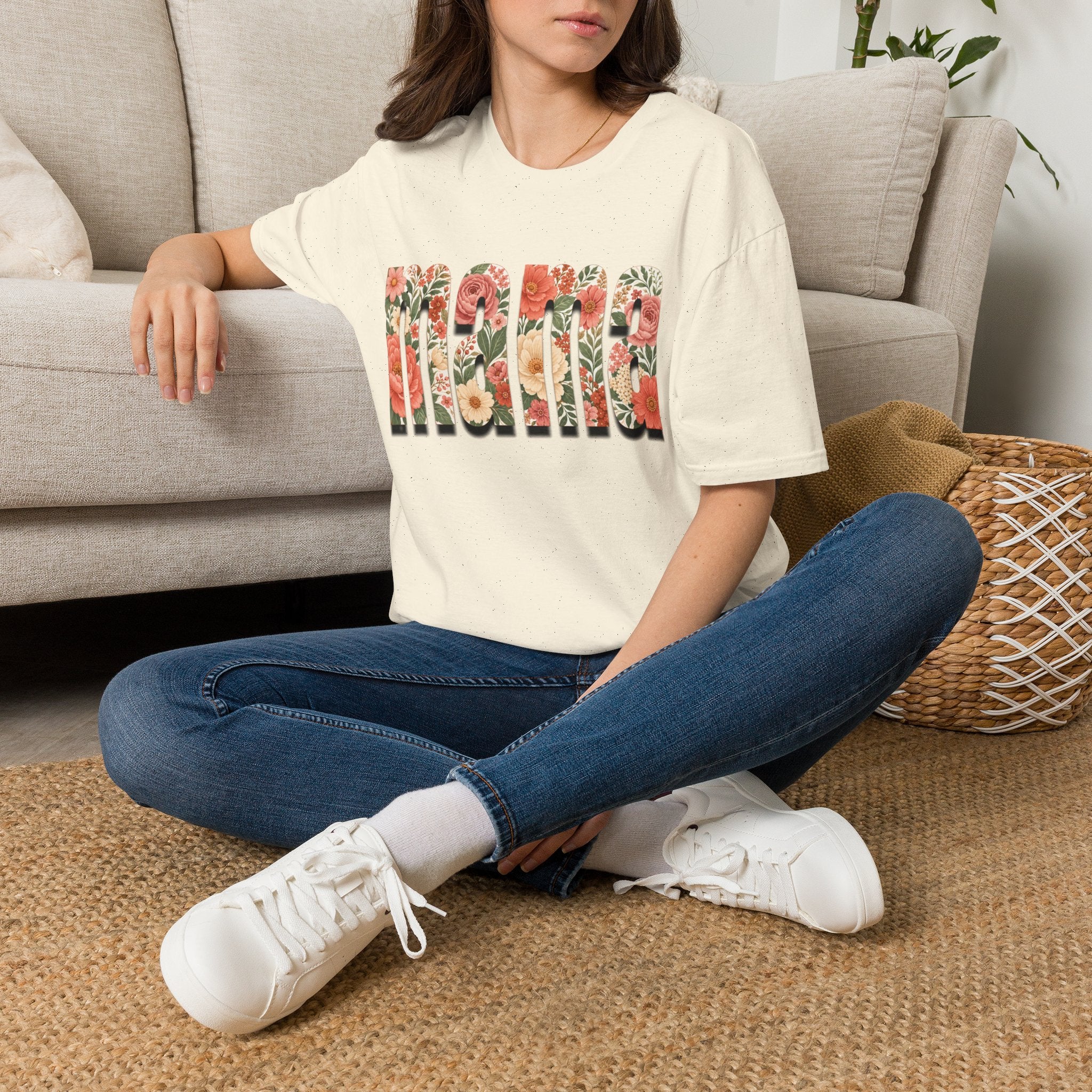 Momma floral letters T-Shirt | Mother’s Day floral typography tee